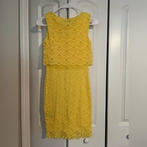 Bebe bodycon yellow lace dress